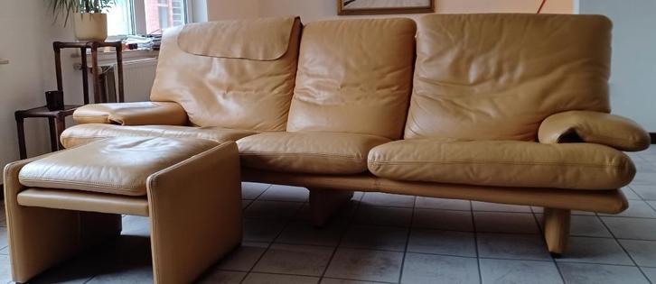 Te koop: Leren 3-zit zetel + voetenbank, goede staat, Huis en Inrichting, Zetels | Zetels, Zo goed als nieuw, Rechte bank, Driepersoons