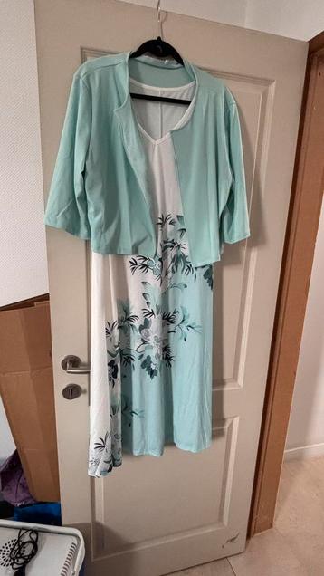 Kleding beschikbaar voor biedingen