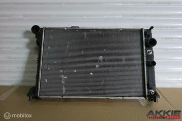 Mercedes Radiateur A2045003603 W212 X204 W204 W207 W218 beschikbaar voor biedingen