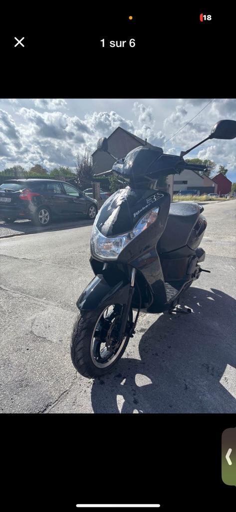 Scooter peugeot kisbee classe A, Fietsen en Brommers, Scooters | Peugeot, Zo goed als nieuw, Overige modellen, Klasse A (25 km/u)