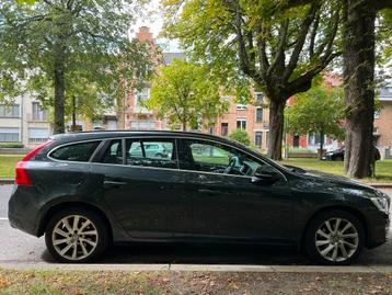 Volvo V60 2015 - Diesel euro 5b - 178.046 beschikbaar voor biedingen