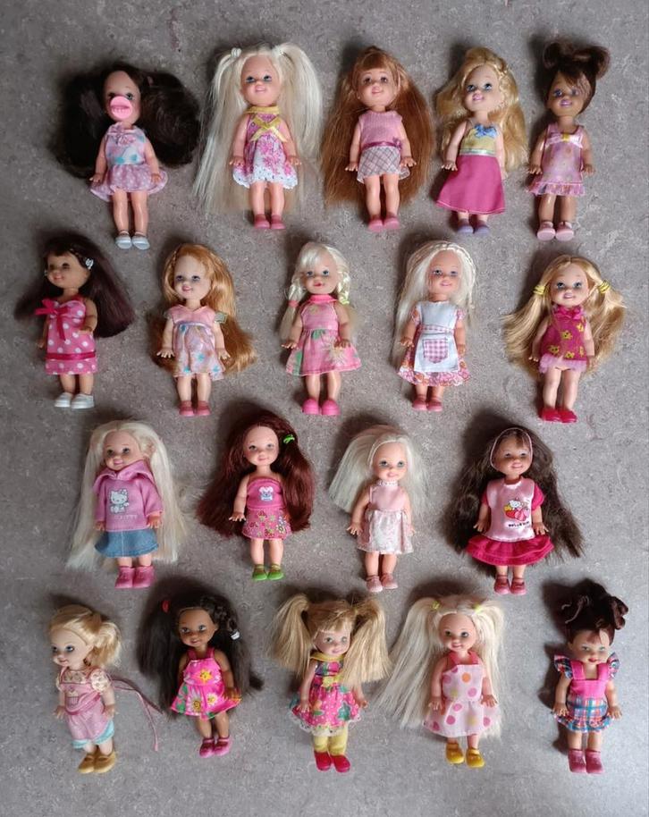Shelly en vriendinnetjes Barbie, Kinderen en Baby's, Speelgoed | Poppen, Zo goed als nieuw, Barbie, Ophalen of Verzenden