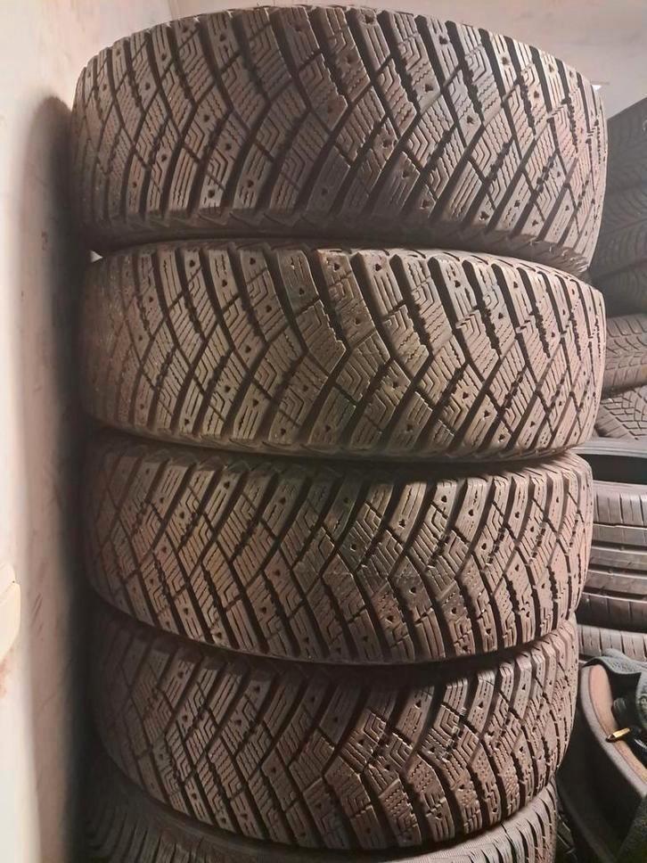 2156517 215/65/17 215/65R17 demo winter Goodyear 9mm, Auto-onderdelen, Besturing, Ophalen