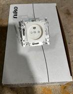 Prise niko blanc neuf prix fixe, Enlèvement, Comme neuf