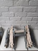 11-delige metalen framesteun voor de radiator, Ophalen, Zo goed als nieuw