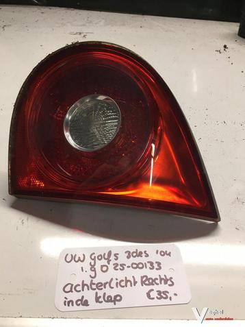 Vw Golf 5 1.9 D 3drs 2500133  Achterlicht Rechtsachter of Re beschikbaar voor biedingen