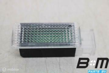 Voetenruimteverlichting VW Golf 7 5G0947409 beschikbaar voor biedingen