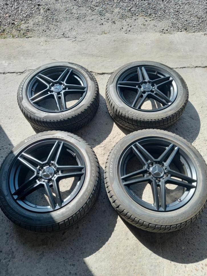 Winterset lichtmetaal 17inch Mercedes A B en CLA, Auto-onderdelen, Banden en Velgen, Banden en Velgen, Winterbanden, 17 inch, 205 mm