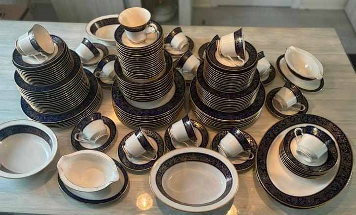 Service de table NORITAKE NOBLESSE Made in Japan., Antiek en Kunst, Antiek | Servies compleet, Ophalen