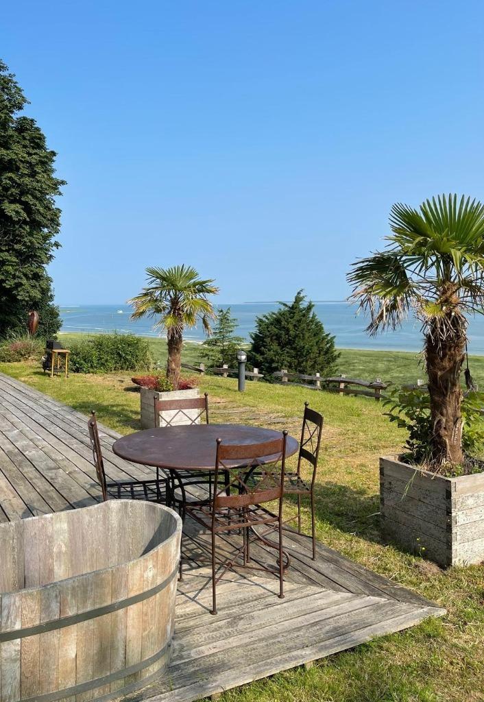 Locatie: Huis met adembenemend zeezicht, Immo, Huizen te huur