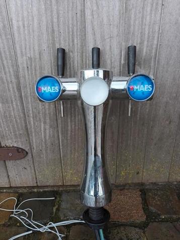 Zware tapkraan  beschikbaar voor biedingen