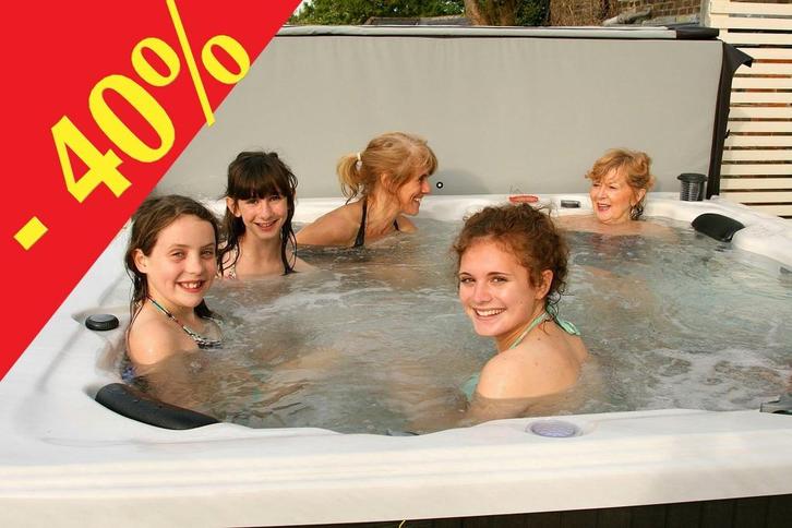 Nieuwe💥5-pers jacuzzi✅ideaal voor wellnesscentrum of gite, Sport en Fitness, Sauna, Nieuw, Ophalen