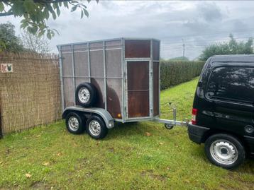 Paardentrailer  beschikbaar voor biedingen
