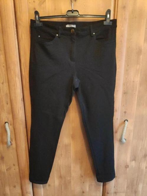 Zwarte jeans H&M maat 42, Kleding | Dames, Broeken en Pantalons, Zo goed als nieuw, Maat 42/44 (L), Zwart, Ophalen of Verzenden