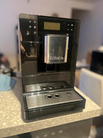Miele Koffiezet apparaaat CM 5310 Silence Obsidiaanzwart beschikbaar voor biedingen