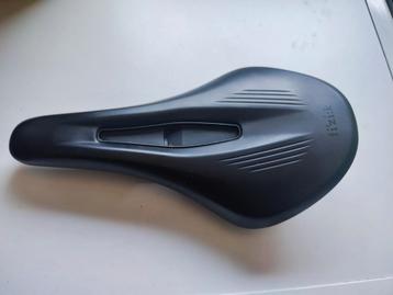Fizik Vento Argo beschikbaar voor biedingen