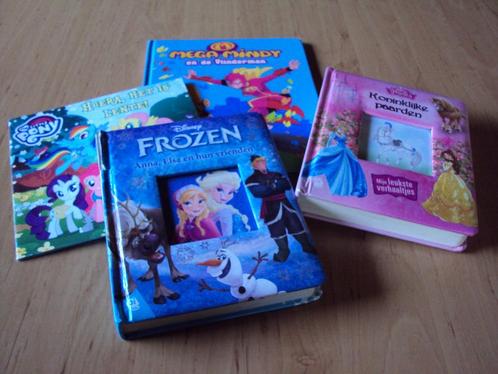 4 boekjes : Frozen,  my little pony, Mega Mindy ....., Boeken, Kinderboeken | Kleuters, Ophalen of Verzenden