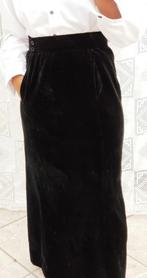 Jupe🌹 longue de couturière🌹 en  velours vintage T38, Vêtements | Femmes, Jupes, Comme neuf, Noir, Taille 38/40 (M), Vintage