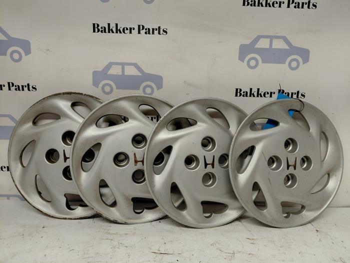 Ensemble enjoliveur d'un Honda Civic, Autos : Pièces & Accessoires, Pneus & Jantes, Véhicule de tourisme, Utilisé, 3 mois de garantie