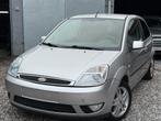 Ford Fiesta 1.3 ESSENCE LEZ 2030 • Airco • Faible Km • CT OK, Argent ou Gris, Boîte manuelle, Noir, 5 places