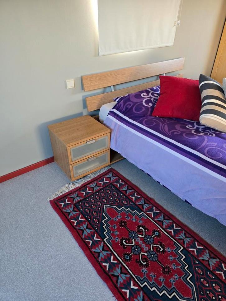 Lit en bois 140x200, Maison & Meubles, Chambre à coucher | Chambres à coucher complètes, Enlèvement