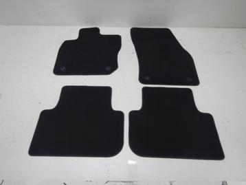 VW Tiguan 571 Mattenset Compleet Grijs Sticksel 571863011 beschikbaar voor biedingen