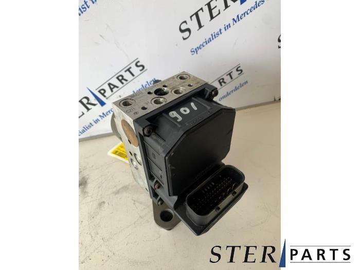 ABS Pomp van een Mercedes Sprinter, Auto-onderdelen, Elektronica en Kabels, Mercedes-Benz, Gebruikt, 3 maanden garantie, Ophalen of Verzenden