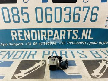 Gordelspanner Audi A3 Achter gordel 3-A16-5825 beschikbaar voor biedingen