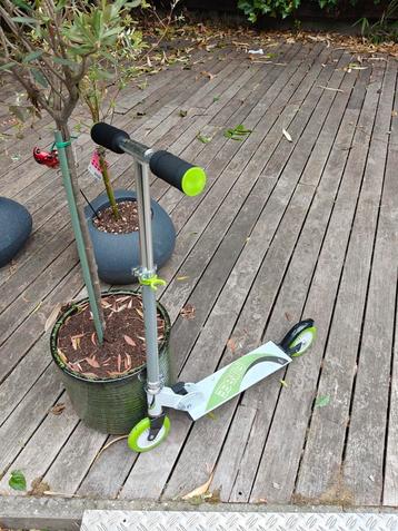 Kinderstep FUNBEE amper gebruikt beschikbaar voor biedingen