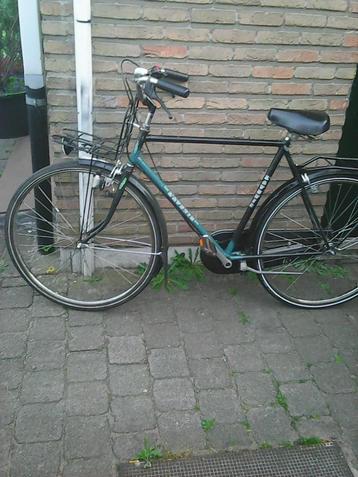 herenfiets lavenir 28 inch met rek  beschikbaar voor biedingen