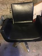 A vendre chaise de coiffeur, Articles professionnels