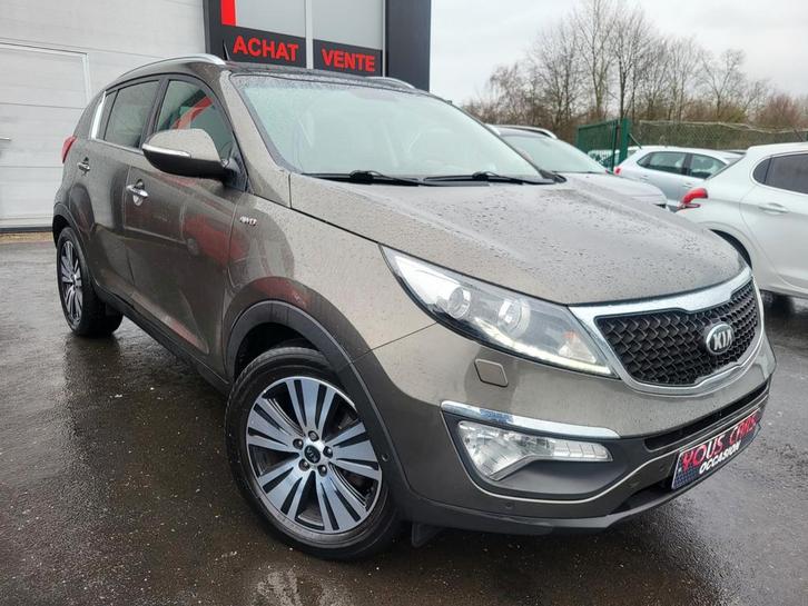 Kia Sportage 2.0CRDi**139000km, Auto's, Kia, Bedrijf, Sportage, Bluetooth, Radio, Diesel, Euro 5, Monovolume, Automaat, Leder