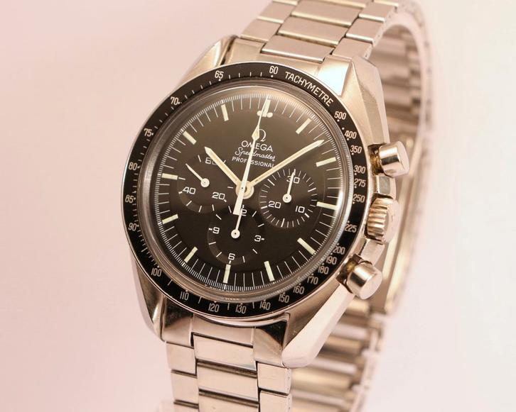 Omega moonwatch straigh writing, Bijoux, Sacs & Beauté, Montres | Hommes, Utilisé, Montre-bracelet, Omega, Acier, Acier, Enlèvement ou Envoi