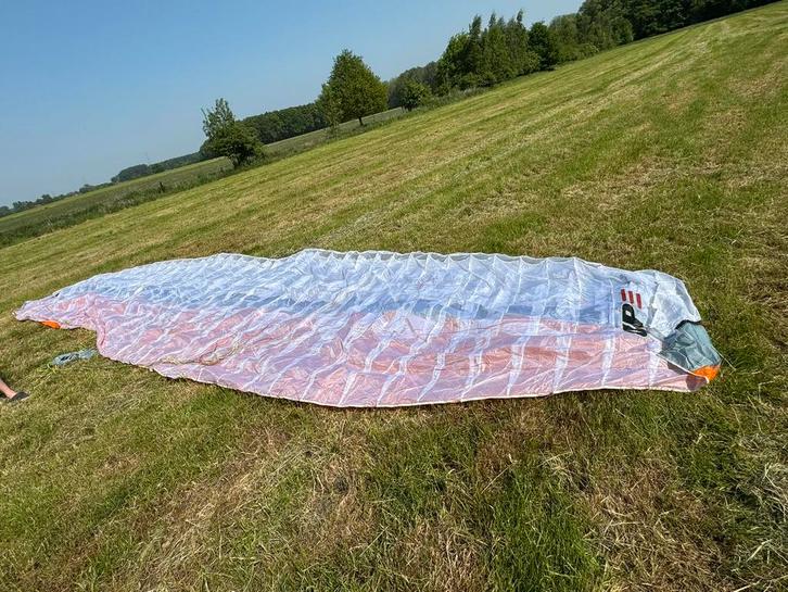 Parapente EN-B, Sport en Fitness, Zweefvliegen en Paragliding, Zo goed als nieuw, Ophalen of Verzenden
