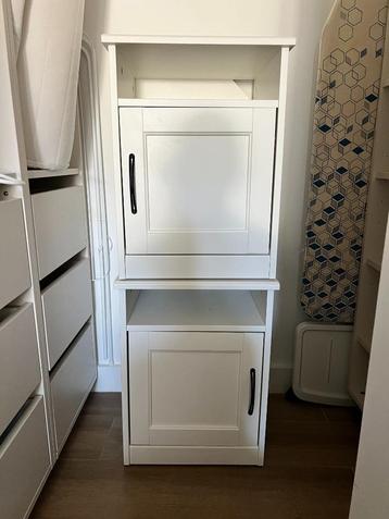 Deux tables de chevet blanches, 70 cm ou plus, 45 à 65 cm, Comme neuf, Synthétique