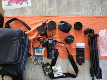 fototoestel merk canon en bijhorende  beschikbaar voor biedingen