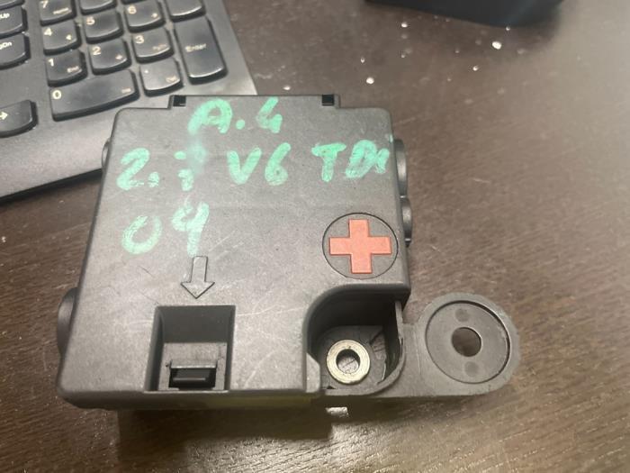 Stroomverdeler van een Audi A4, Auto-onderdelen, Motor en Toebehoren, Gebruikt, 3 maanden garantie, Ophalen of Verzenden