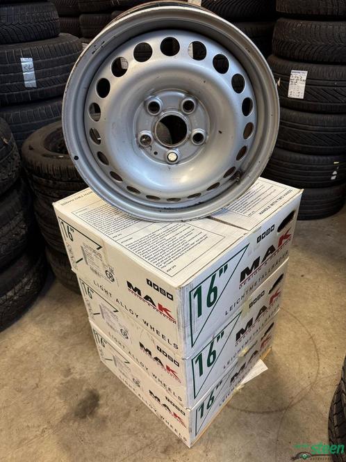4 x Volkswagen T5 T6 California Velg 16 Inch 5 x 120 ET51 NG, Auto-onderdelen, Banden en Velgen, Velg(en), Bestelwagen, Gebruikt