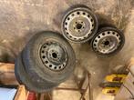 lot de quatre jantes plus deux pneus 205/65/R16 C, Enlèvement, Pneus hiver, Jante(s)