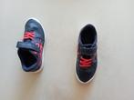 1 paar sneakers maat 33, Kinderen en Baby's, Kinderkleding | Schoenen en Sokken, Ophalen of Verzenden, Zo goed als nieuw