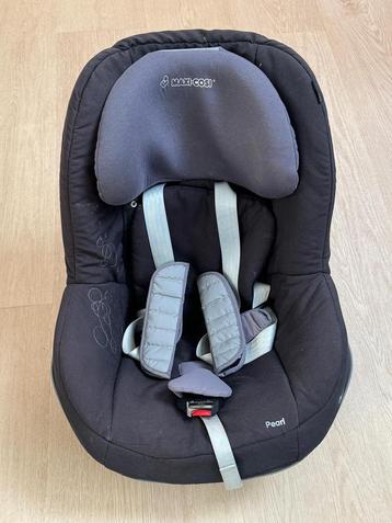 Maxi cosi pearl met family fix beschikbaar voor biedingen