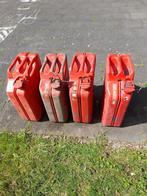 jerrycans, Ophalen
