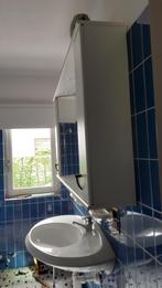 toiletkast met 3 spiegels, Huis en Inrichting, Badkamer | Badkamermeubels, Ophalen, Spiegelkast, 150 tot 200 cm, Zo goed als nieuw