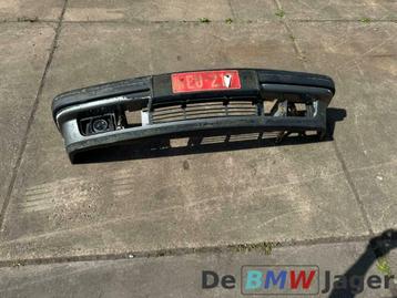 Voorbumper grijs BMW 7-serie E32 51118101951 beschikbaar voor biedingen