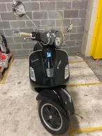 Vespa GTS 300 ( Schade ), Motoren, Scooter, 300 cc, Particulier, 1 cilinder