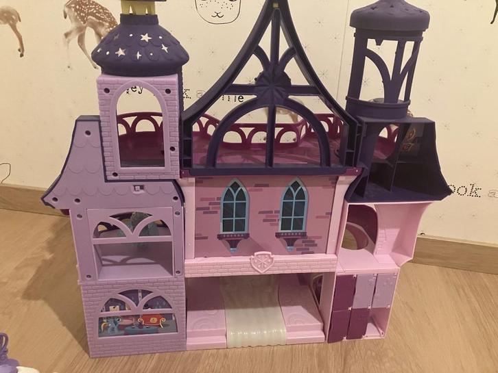 Kasteel van My Little Pony - met accessoires, Kinderen en Baby's, Speelgoed | My Little Pony, Gebruikt, Ophalen