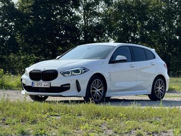 BMW 118i M Sport, Automaat, Active CC, Zetel+Stuur verwarmd, Achat, Euro 6, Alcantara, Noir
