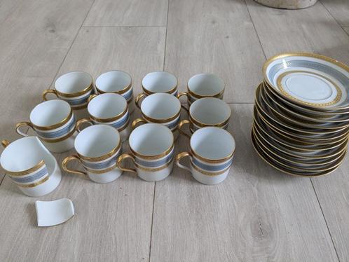 Servies Wiskemann (12), Huis en Inrichting, Keuken | Servies, Zo goed als nieuw, Kop(pen) en/of Schotel(s), Ophalen