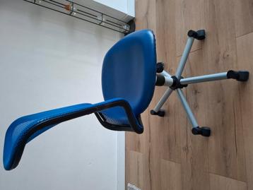 In goede staat bureau stoel  beschikbaar voor biedingen
