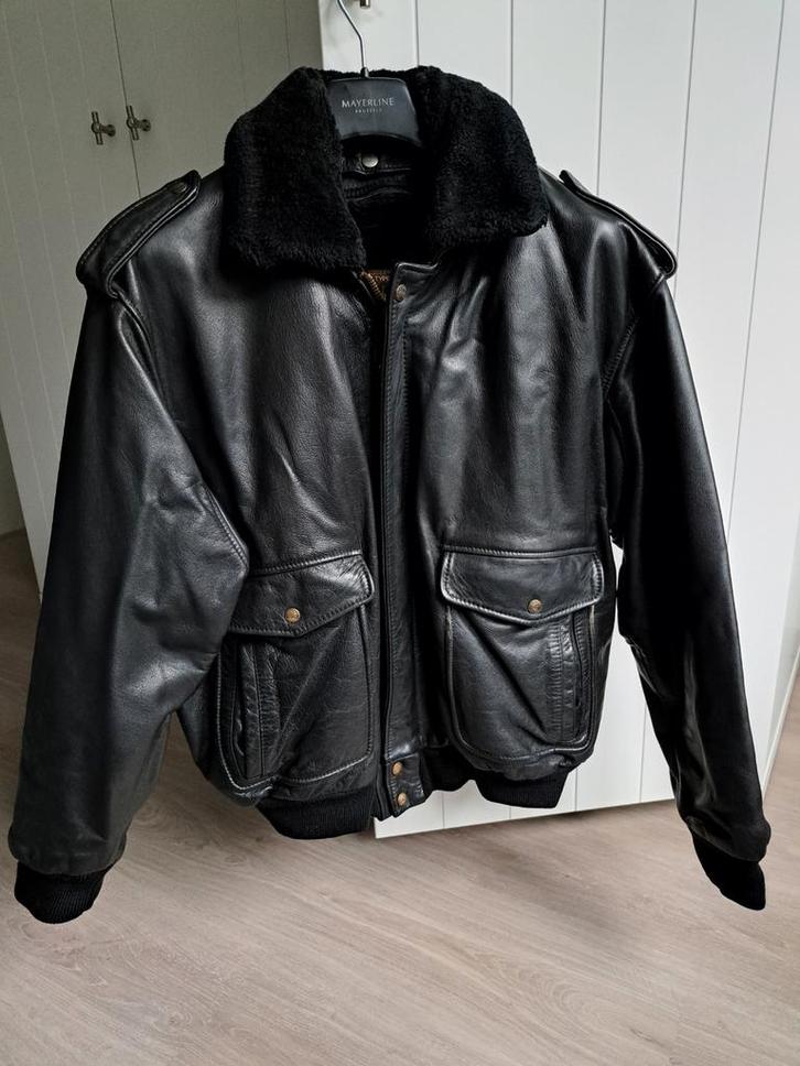 Veste de vol Redskins B32 « noire », Collections, Objets militaires | Général, Enlèvement
